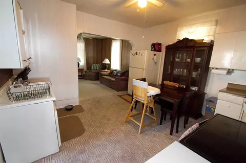 1010 E Carroll St, Macomb, IL 61455 photo 4