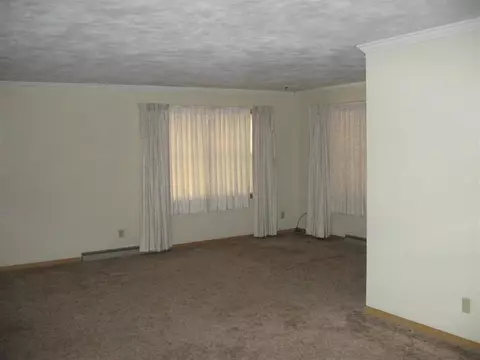 219 S Madison, Macomb, IL 61455 photo 5