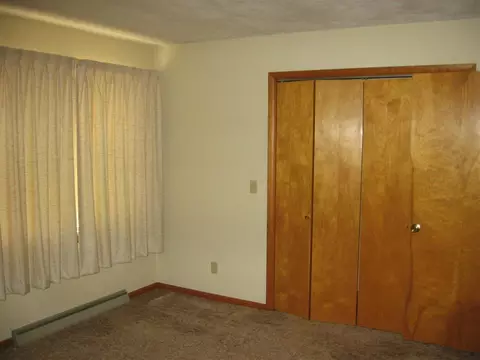 219 S Madison, Macomb, IL 61455 photo 7