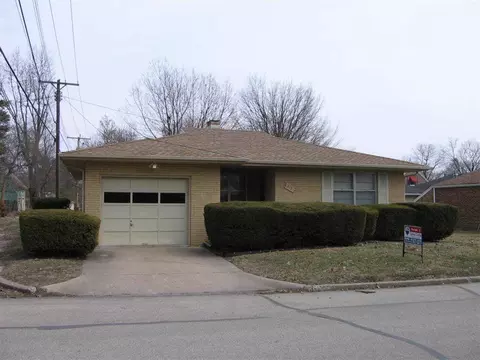 219 S Madison, Macomb, IL 61455 photo 1
