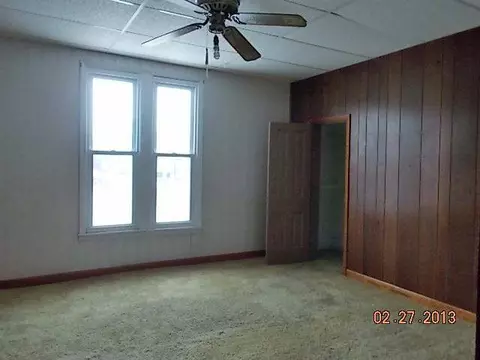 340 S Madison, Macomb, IL 61455 photo 6
