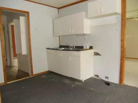 721 S Piper, Macomb, IL 61455 photo 2