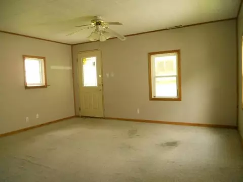 721 S Piper, Macomb, IL 61455 photo 3