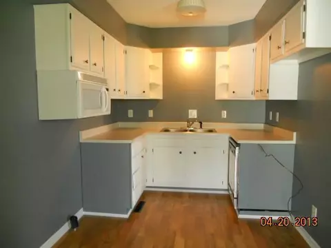 70 Richmond, Macomb, IL 61455 photo 2