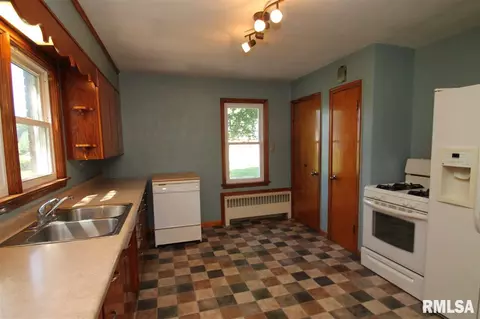 701 W Progress St, Metamora, IL 61548 photo 6