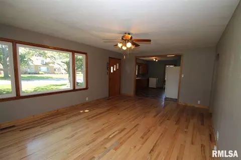 701 W Progress St, Metamora, IL 61548 photo 4