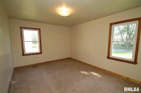 701 W Progress St, Metamora, IL 61548 photo 12