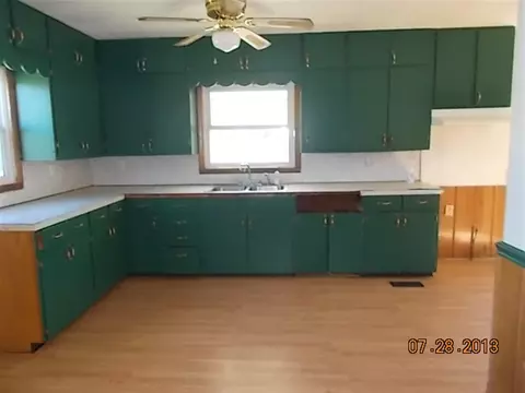 148 N 6th Rd, Saint Augustine, IL 61474 photo 3