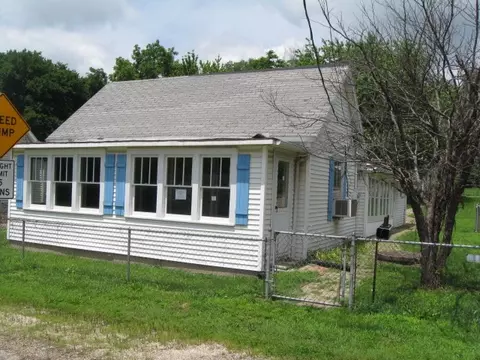 8803 W Main St, Mapleton, IL 61547 photo 2