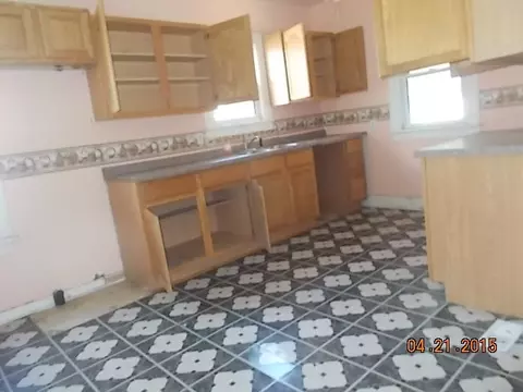 827 S Johnson, Macomb, IL 61455 photo 3