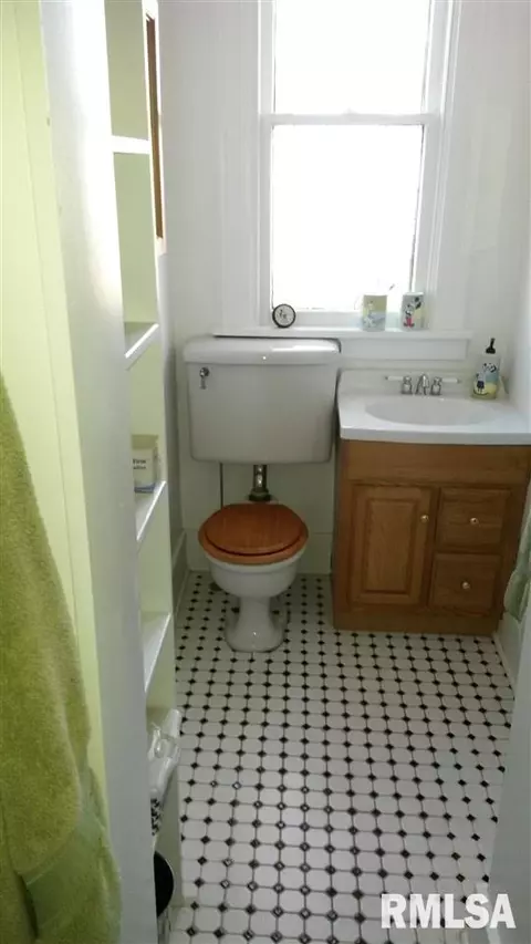 604 W Carroll, Macomb, IL 61455 photo 6
