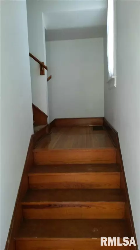 604 W Carroll, Macomb, IL 61455 photo 7