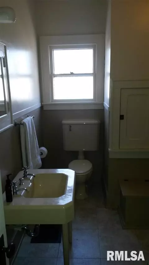 604 W Carroll, Macomb, IL 61455 photo 10