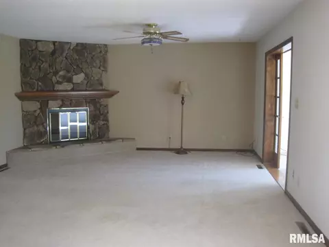 23 Indian Trl, Macomb, IL 61455 photo 12