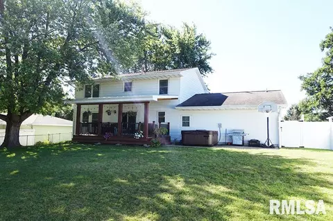 207 S Castle Dr, Dunlap, IL 61525 photo 32