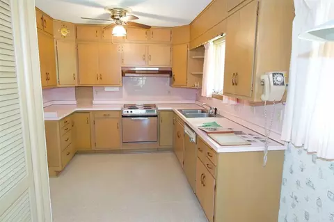 200 E Grant St, Macomb, IL 61455 photo 8