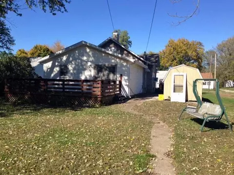 817 W Washington St, Macomb, IL 61455 photo 9