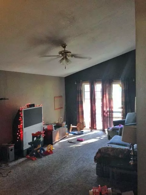 817 W Washington St, Macomb, IL 61455 photo 4