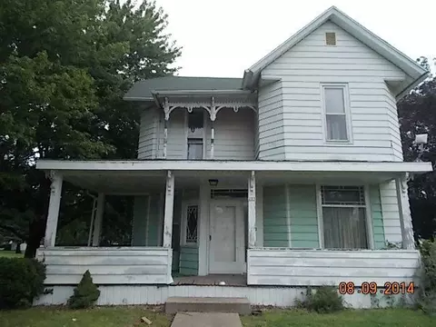203 E State, Astoria, IL 61501 photo 1