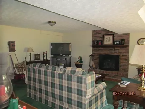 482 E Town Hall Rd, Metamora, IL 61548 photo 18