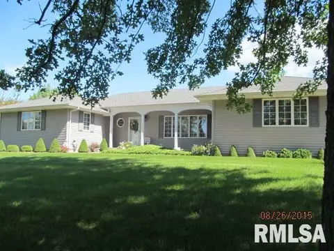 482 E Town Hall Rd, Metamora, IL 61548 photo 1
