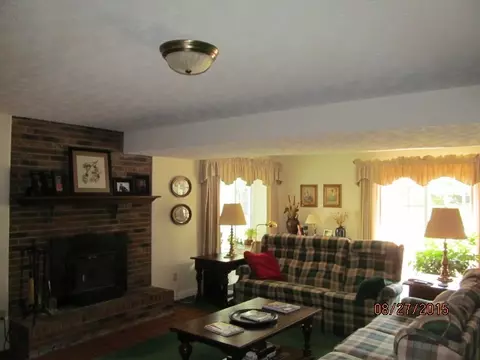 482 E Town Hall Rd, Metamora, IL 61548 photo 19