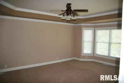 504 Westminster Dr, Germantown Hills, IL 61548 photo 8