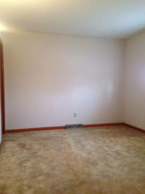 1120 E Memorial Dr, Macomb, IL 61455 photo 14
