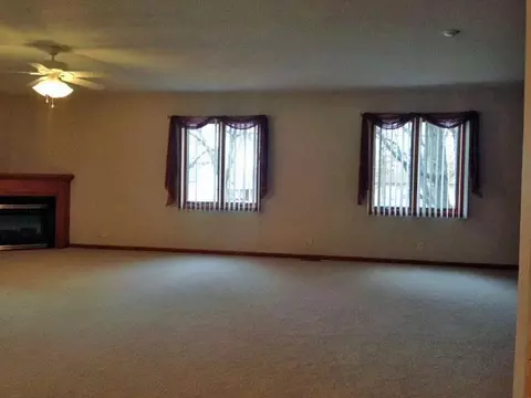 1120 E Memorial Dr, Macomb, IL 61455 photo 11