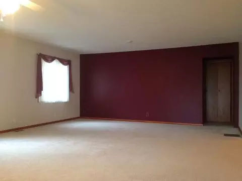 1120 E Memorial Dr, Macomb, IL 61455 photo 10