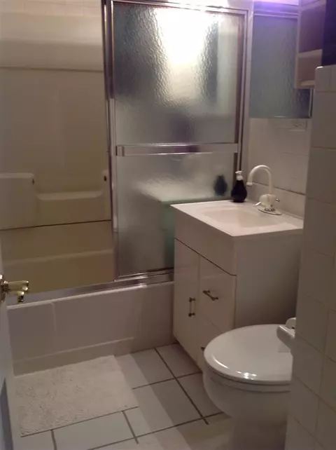 310 E Franklin St, Macomb, IL 61455 photo 5