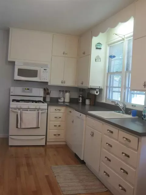 623 Memorial Dr, Macomb, IL 61455 photo 8