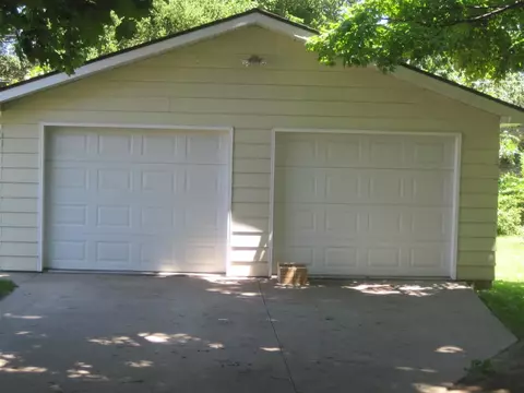 623 Memorial Dr, Macomb, IL 61455 photo 20