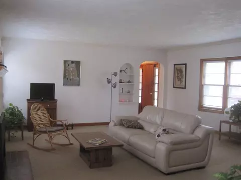 623 Memorial Dr, Macomb, IL 61455 photo 6