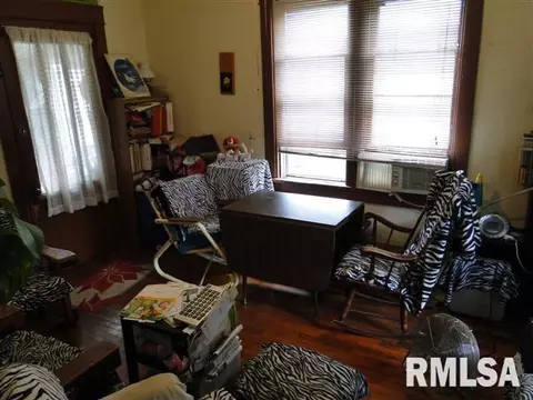 736 W Piper Dr, Macomb, IL 61455 photo 5