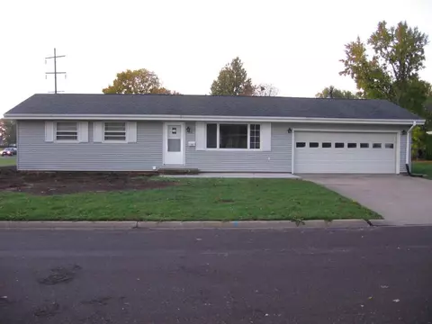 871 E Franklin Dr, Macomb, IL 61455 photo 1