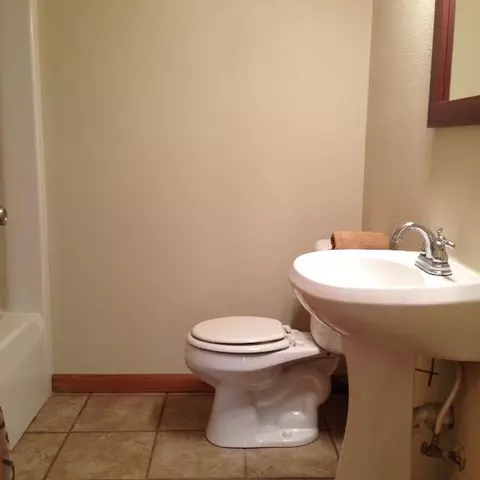1526 E Pierce St, Macomb, IL 61455 photo 10