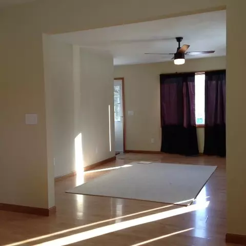 1526 E Pierce St, Macomb, IL 61455 photo 2