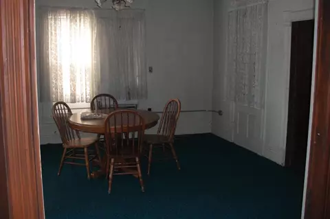 326 E Carroll St, Macomb, IL 61455 photo 3