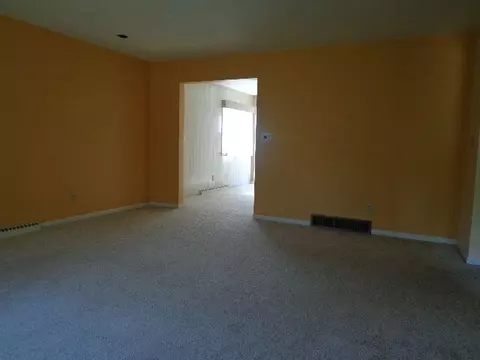 603 W Lawndale Dr, Macomb, IL 61455 photo 3