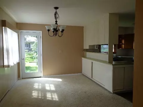 603 W Lawndale Dr, Macomb, IL 61455 photo 5