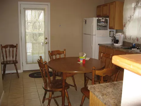 430 S Clay St, Macomb, IL 61455 photo 7