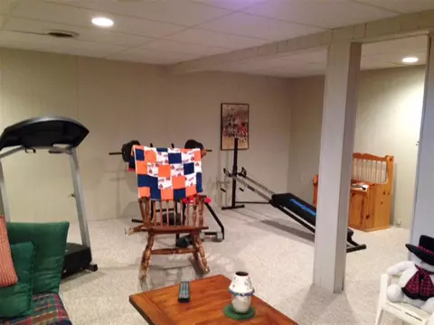 90 W Richmond Rd, Macomb, IL 61455 photo 14