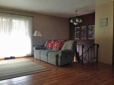 204 E Columbia St, Macomb, IL 61455 photo 2