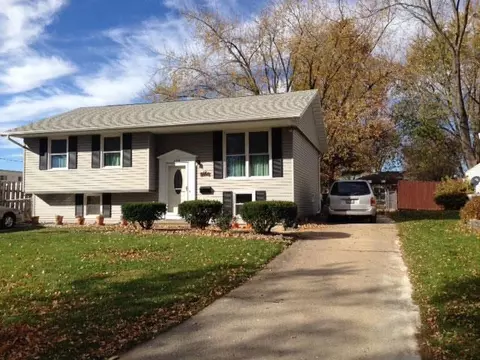 204 E Columbia St, Macomb, IL 61455 photo 1