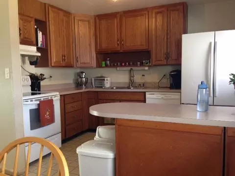 204 E Columbia St, Macomb, IL 61455 photo 7
