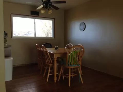 204 E Columbia St, Macomb, IL 61455 photo 5