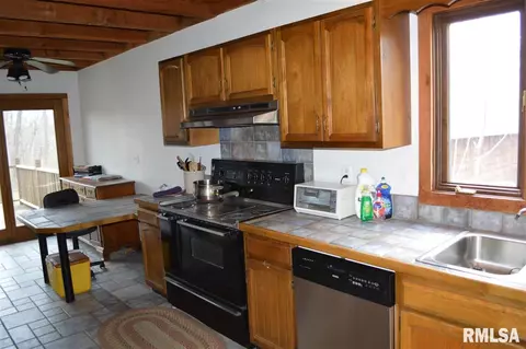 600 E Flint Rd, Macomb, IL 61455 photo 23