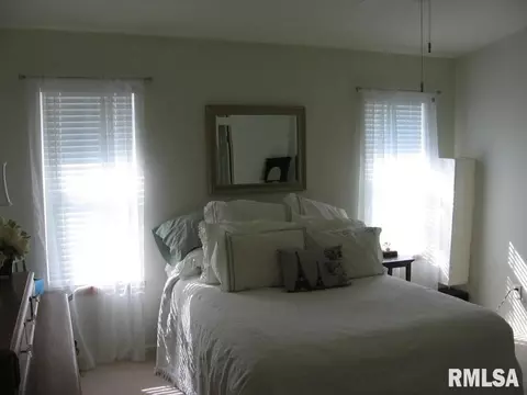 1012 Willow Rd, Macomb, IL 61455 photo 9