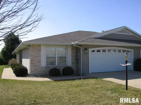 1012 Willow Rd, Macomb, IL 61455 photo 1